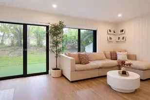 11017 SW 113th Pl, Miami, FL 33176 - Photo 1