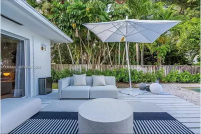 1001 NE 86th St, Miami, FL 33138 - Photo 1
