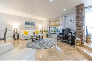 11208 NW 15th St, Pembroke Pines, FL 33026 - Photo 1