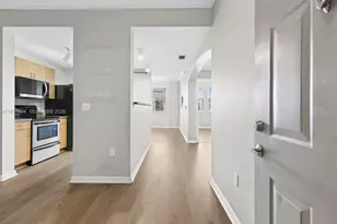 533 NE 3rd Ave, Fort Lauderdale, FL 33301 - Photo 1