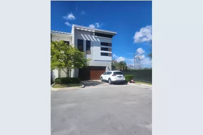 929 NW 45th Ter #929, Plantation, FL 33317 - Photo 1
