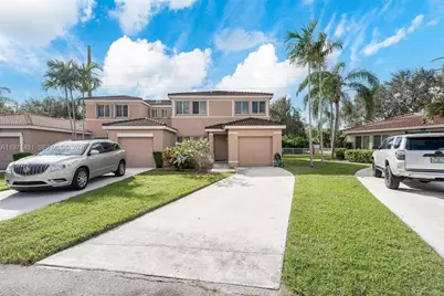 11191 SW 17th Mnr, Davie, FL 33324 - Photo 1