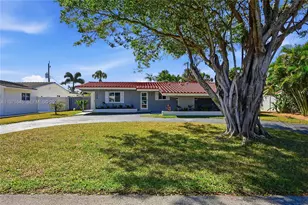 1950 NE 55th Ct, Fort Lauderdale, FL 33308 - Photo 1