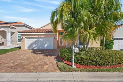 391 Bermuda Springs Dr, Weston, FL 33326 - Photo 1