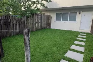 1560 NE 151st St, Miami, FL 33162 - Photo 1