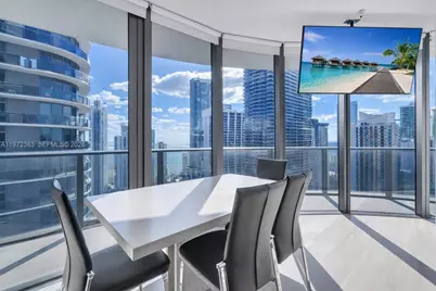 55 SW 9th St #3703, Miami, FL 33130 - Photo 1