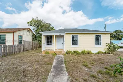 803 36th St, West Palm Beach, FL 33407 - Photo 1