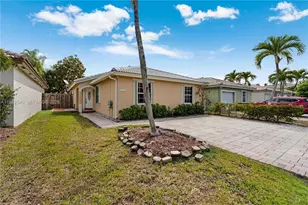 10523 SW 161st Pl, Miami, FL 33196 - Photo 1