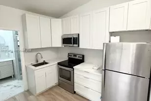 2213 Grant St, Hollywood, FL 33020 - Photo 1