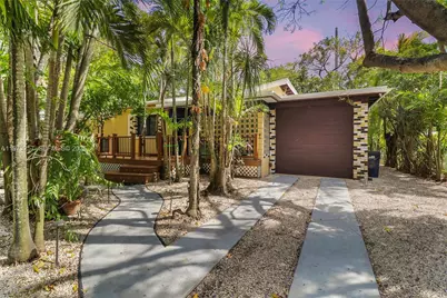 550 Quail Ave, Miami Springs, FL 33166 - Photo 1