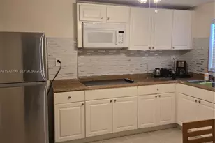 5712 Hollywood Blvd, Hollywood, FL 33021 - Photo 1