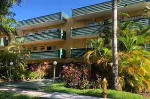 1975 NE 135th St, North Miami, FL 33181 - Photo 1