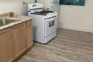 746 NE 80th St, Miami, FL 33138 - Photo 1