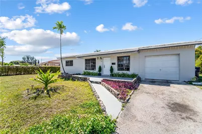 2020 SW 127th Ct, Miami, FL 33175 - Photo 1