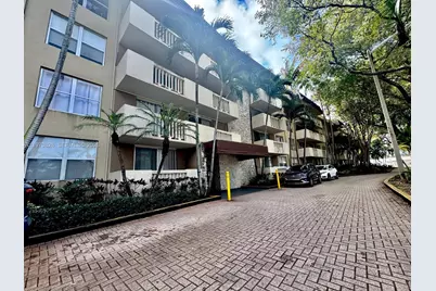 1800 Sans Souci Blvd #127, North Miami, FL 33181 - Photo 1