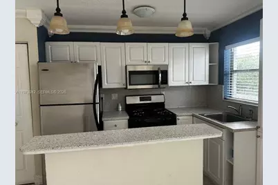 7101 SW 89th Ct #212, Miami, FL 33173 - Photo 1