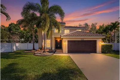 1521 NW 178th Ter, Pembroke Pines, FL 33029 - Photo 1