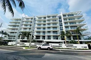 13800 Highland Dr, North Miami Beach, FL 33181 - Photo 1