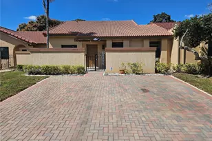17914 NW 66th Ct Cir, Hialeah, FL 33015 - Photo 1