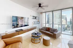 79 SW 12th St, Miami, FL 33130 - Photo 1
