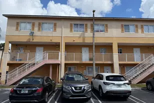 6255 Kendale Lakes Circle, Miami, FL 33183 - Photo 1