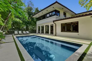 5735 N Bay Rd, Miami Beach, FL 33140 - Photo 1