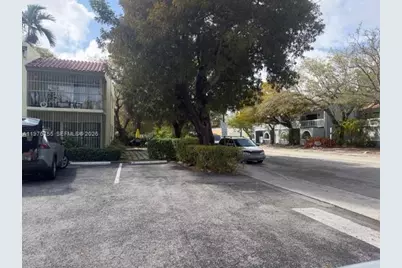 520 NE 38th St #1, Miami, FL 33137 - Photo 1