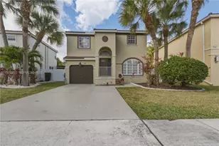 324 NW 153rd Ln, Pembroke Pines, FL 33028 - Photo 1