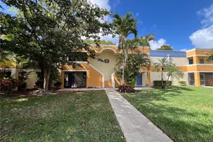 183 Lakeview Dr, Weston, FL 33326 - Photo 1