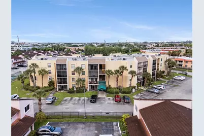 8005 Lake Dr #404, Doral, FL 33166 - Photo 1