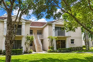 11216 SW 12th St, Pembroke Pines, FL 33025 - Photo 1