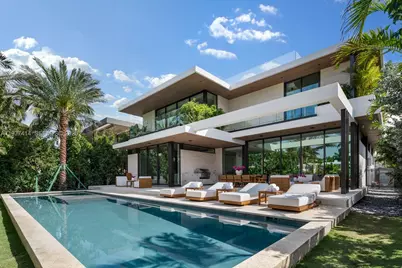 1745 W 24th St, Miami Beach, FL 33140 - Photo 1
