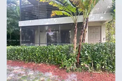 709 Gardens Dr #102, Pompano Beach, FL 33069 - Photo 1