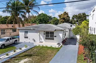 2862 SW 38th Ct, Miami, FL 33134 - Photo 1