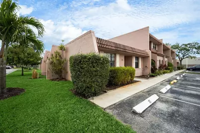 35 Cortez Way #1-43, Davie, FL 33324 - Photo 1