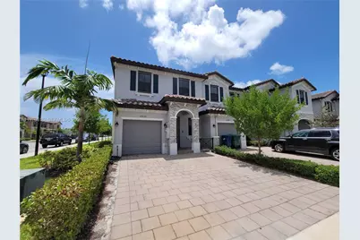 25039 SW 114th Ave, Homestead, FL 33032 - Photo 1