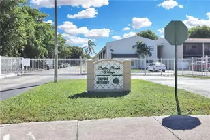 10370 SW 220th St, Cutler Bay, FL 33190 - Photo 1