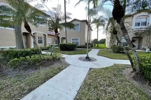 16309 Emerald Cove Rd, Weston, FL 33331 - Photo 1