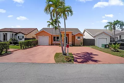 24952 SW 129th Pl, Homestead, FL 33032 - Photo 1