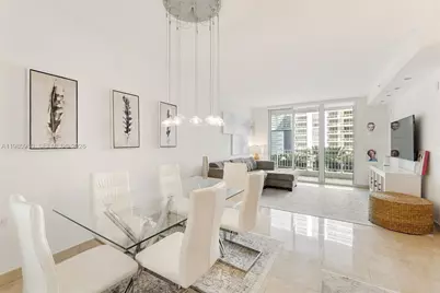 801 Brickell Key Blvd #806, Miami, FL 33131 - Photo 1