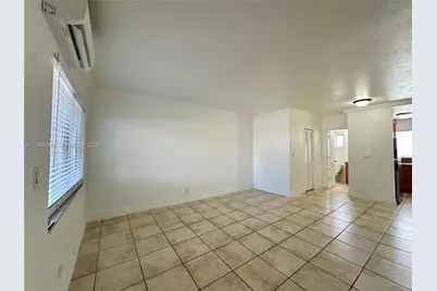 1400 NE 56th St #113, Fort Lauderdale, FL 33334 - Photo 1