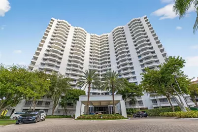 3300 NE 192nd St #1611, Aventura, FL 33180 - Photo 1