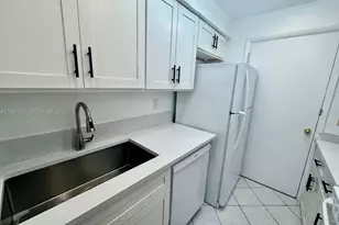 1431 S 14th Ave, Hollywood, FL 33020 - Photo 1