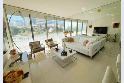 495 Brickell Ave #511, Miami, FL 33131 - Photo 1