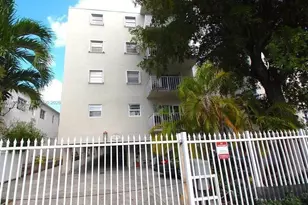 1615 Meridian Ave, Miami Beach, FL 33139 - Photo 1