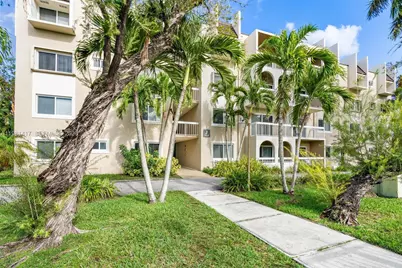 7825 Camino Real #J-111, Miami, FL 33143 - Photo 1
