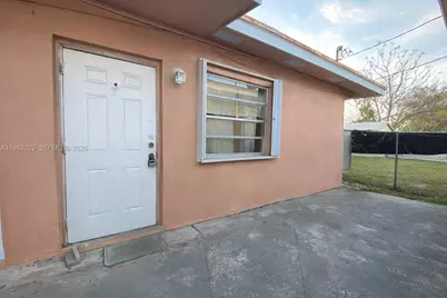 520 SW 6th Ave #3, Homestead, FL 33030 - Photo 1