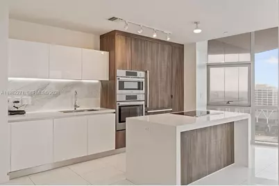 851 NE 1st Ave #2102, Miami, FL 33132 - Photo 1