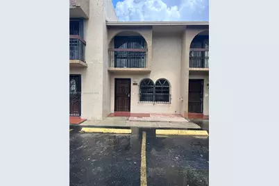 1072 W 79th St #32, Hialeah, FL 33014 - Photo 1