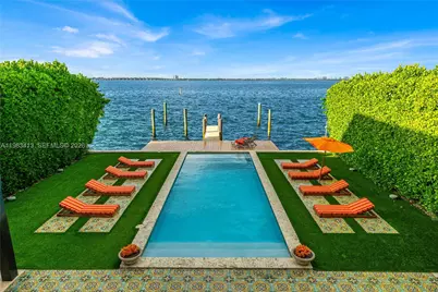 1277 N Venetian Way, Miami, FL 33139 - Photo 1